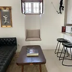 Apartment 3 Old Town Charm Lagos