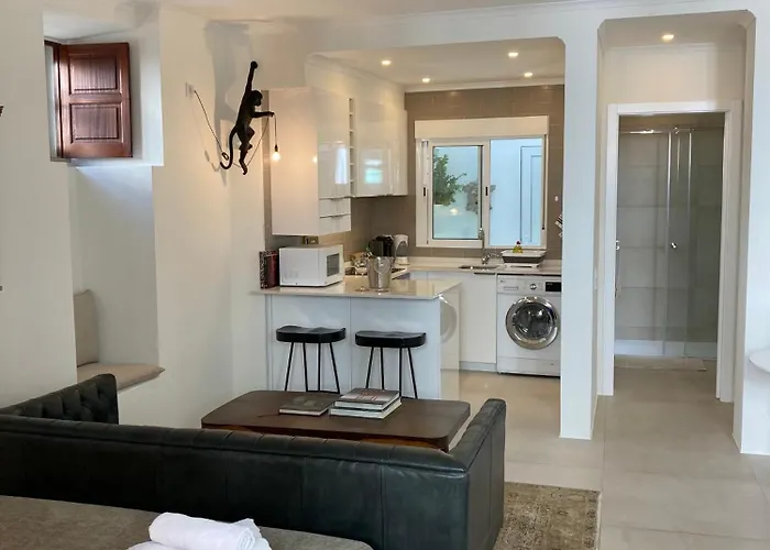Apartment 3 Old Town Charm Lagos